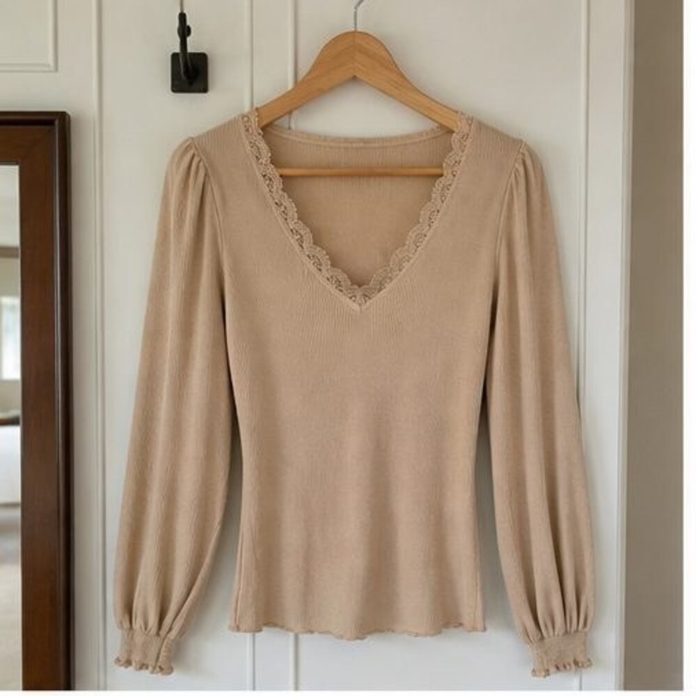 Sand Lace Trim Top